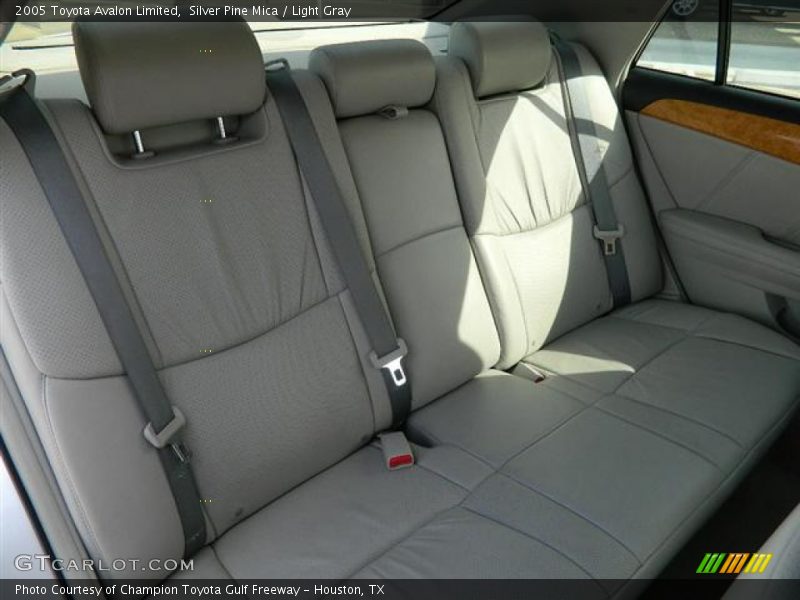 Silver Pine Mica / Light Gray 2005 Toyota Avalon Limited
