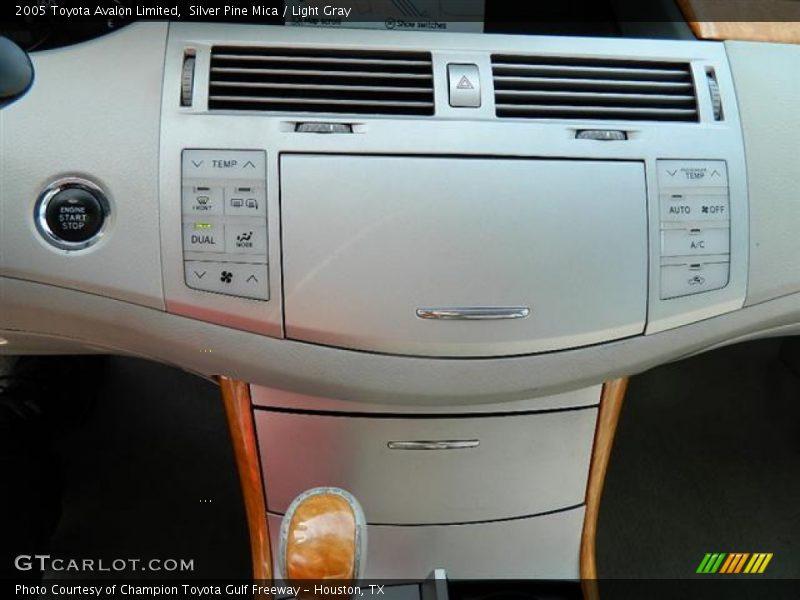 Silver Pine Mica / Light Gray 2005 Toyota Avalon Limited