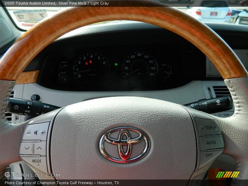 Silver Pine Mica / Light Gray 2005 Toyota Avalon Limited