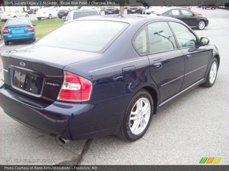 Regal Blue Pearl / Charcoal Black 2005 Subaru Legacy 2.5i Sedan
