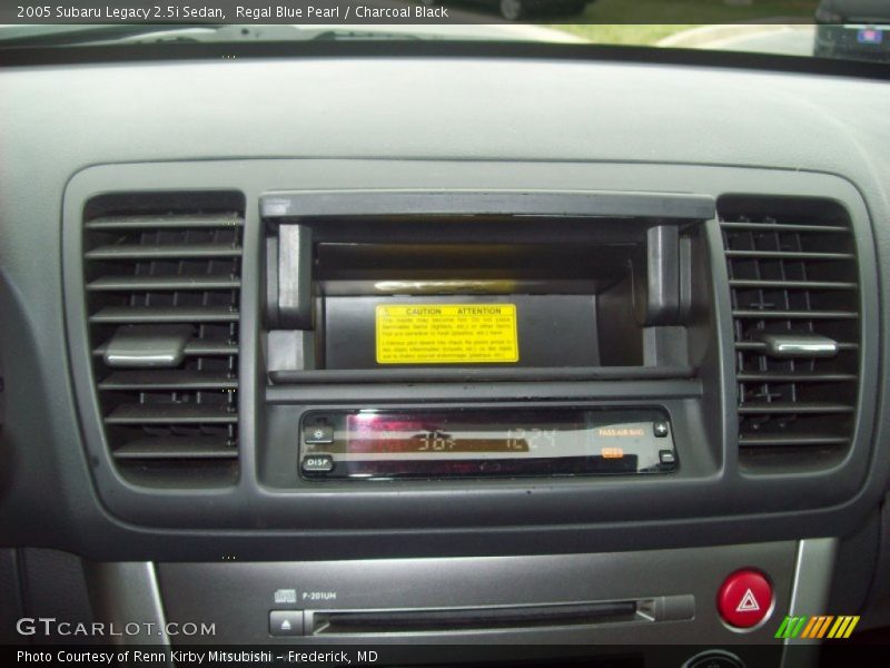 Regal Blue Pearl / Charcoal Black 2005 Subaru Legacy 2.5i Sedan