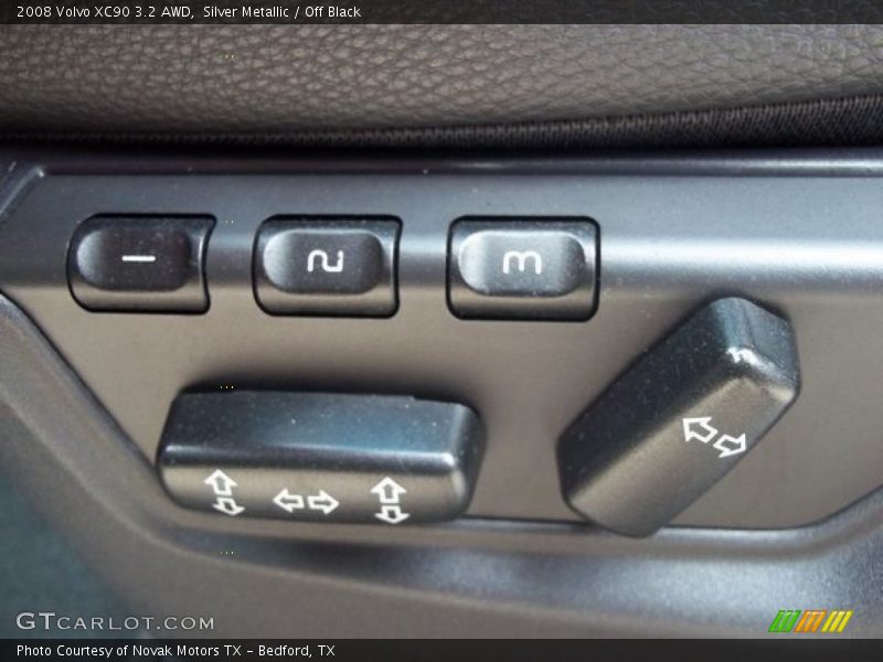 Silver Metallic / Off Black 2008 Volvo XC90 3.2 AWD