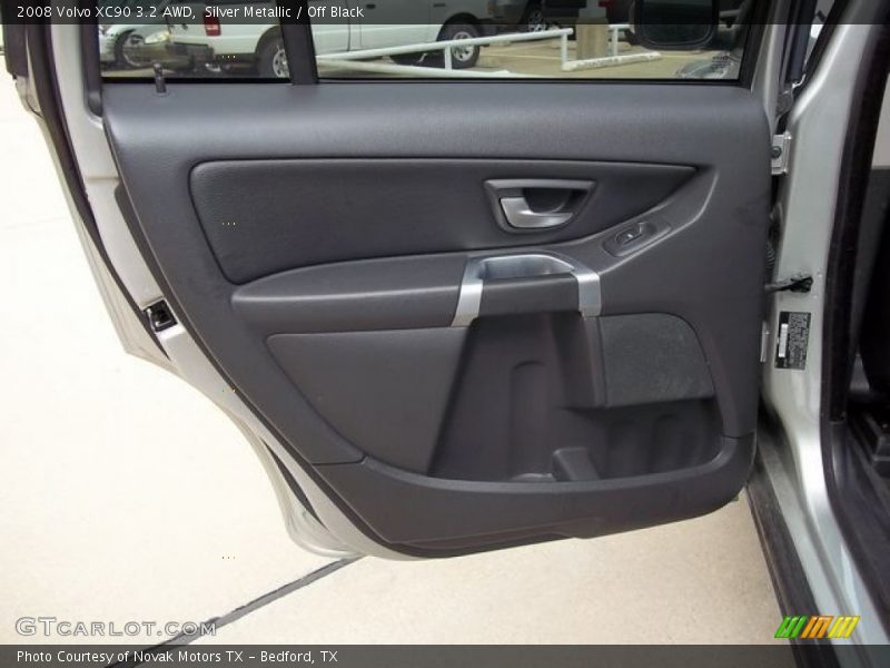 Silver Metallic / Off Black 2008 Volvo XC90 3.2 AWD