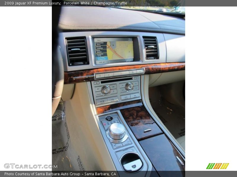 Porcelain White / Champagne/Truffle 2009 Jaguar XF Premium Luxury