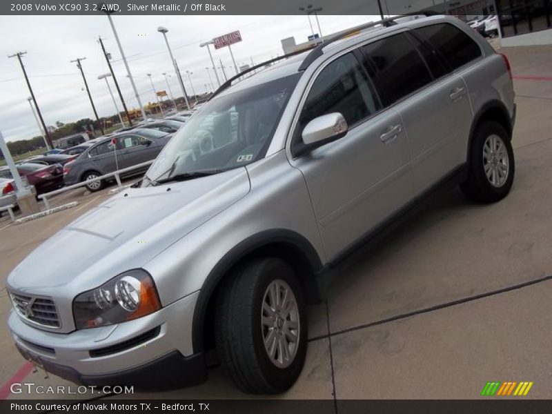 Silver Metallic / Off Black 2008 Volvo XC90 3.2 AWD