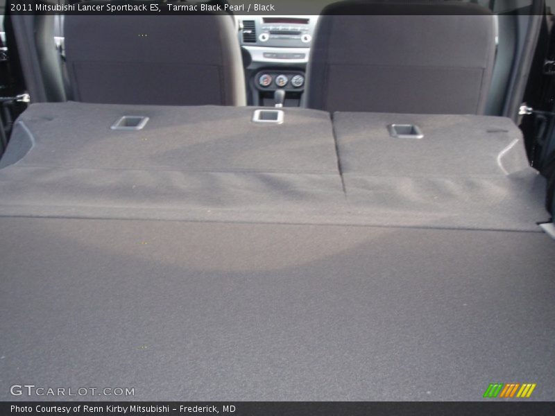  2011 Lancer Sportback ES Trunk