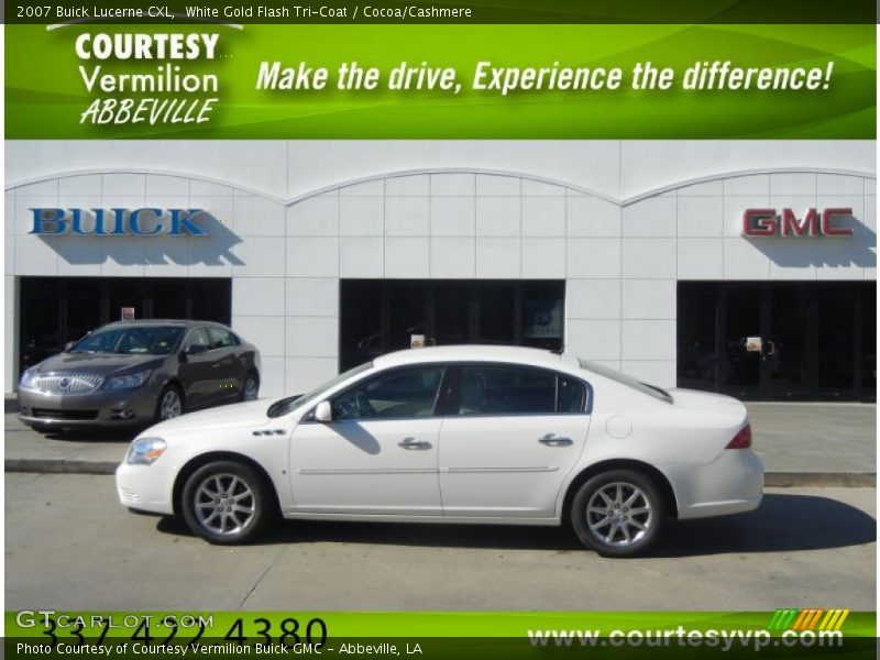 White Gold Flash Tri-Coat / Cocoa/Cashmere 2007 Buick Lucerne CXL