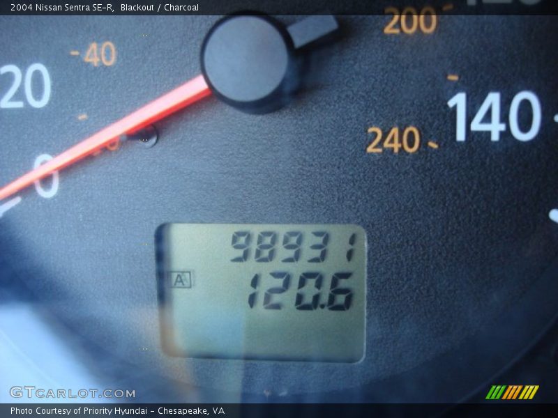 Blackout / Charcoal 2004 Nissan Sentra SE-R