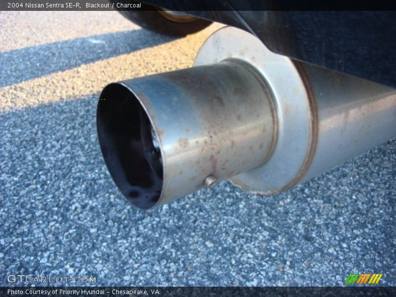 Blackout / Charcoal 2004 Nissan Sentra SE-R