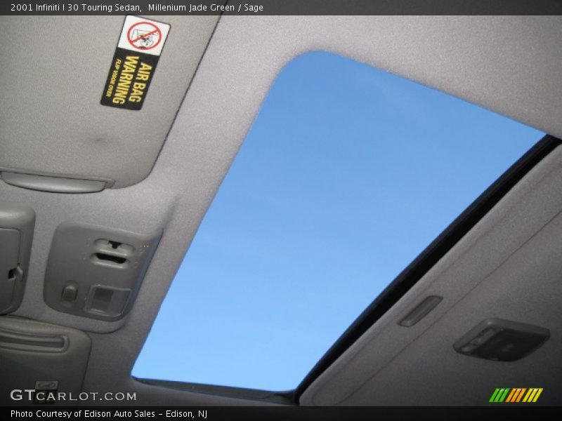 Millenium Jade Green / Sage 2001 Infiniti I 30 Touring Sedan