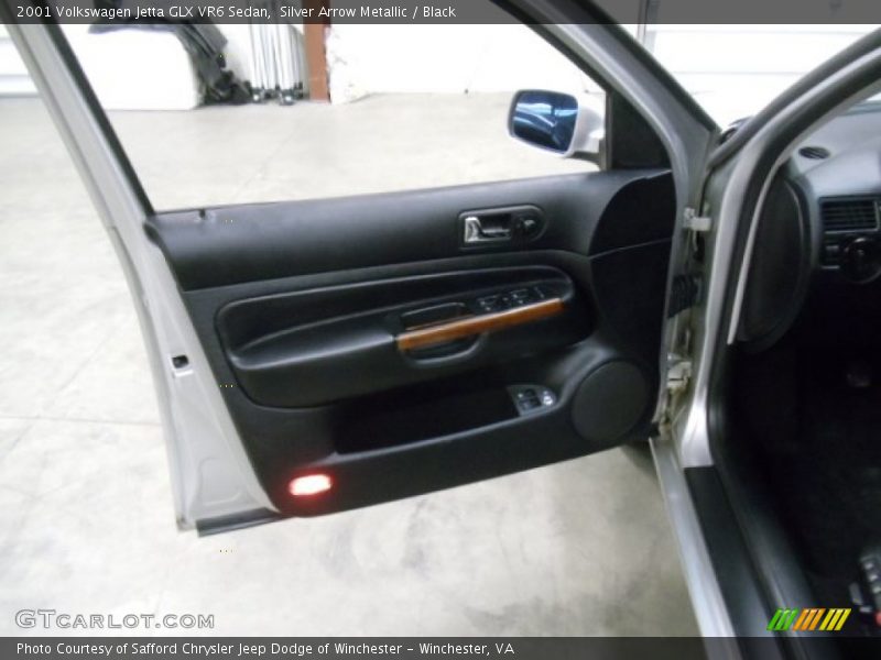 Silver Arrow Metallic / Black 2001 Volkswagen Jetta GLX VR6 Sedan