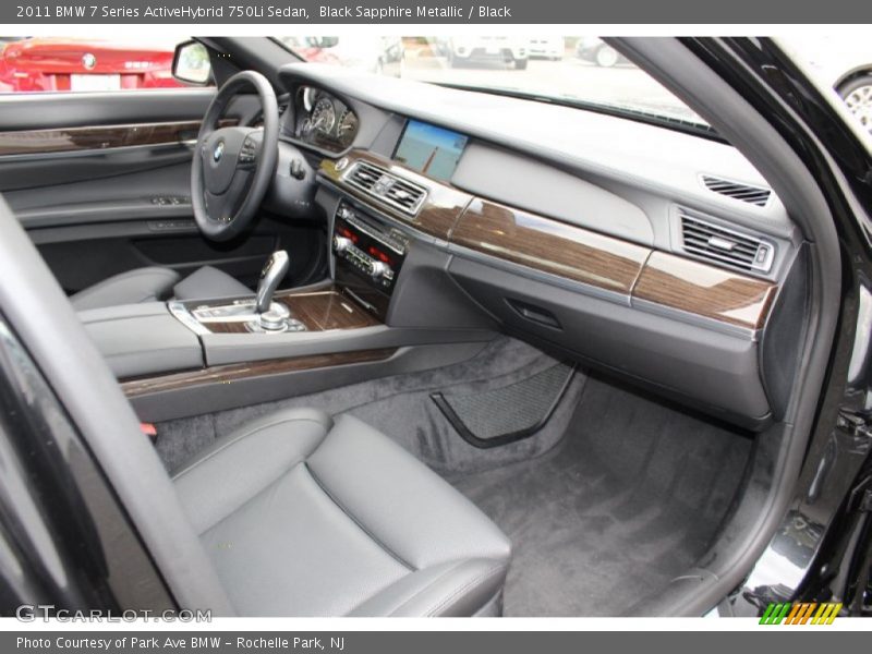Dashboard of 2011 7 Series ActiveHybrid 750Li Sedan