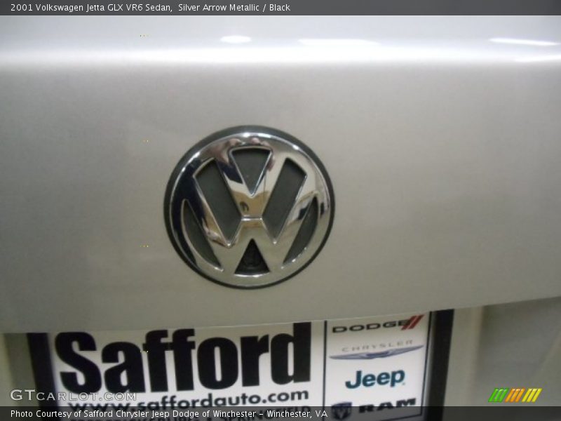 Silver Arrow Metallic / Black 2001 Volkswagen Jetta GLX VR6 Sedan
