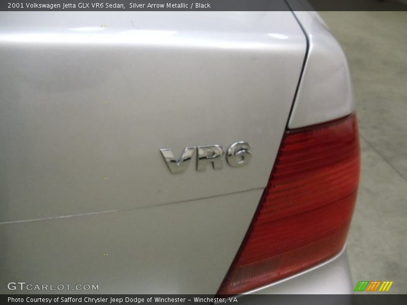 Silver Arrow Metallic / Black 2001 Volkswagen Jetta GLX VR6 Sedan