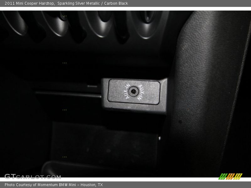Sparkling Silver Metallic / Carbon Black 2011 Mini Cooper Hardtop