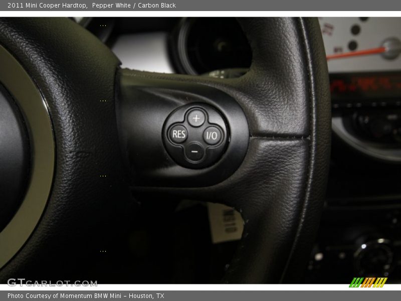 Pepper White / Carbon Black 2011 Mini Cooper Hardtop