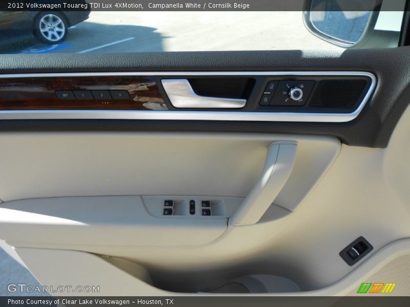 Campanella White / Cornsilk Beige 2012 Volkswagen Touareg TDI Lux 4XMotion