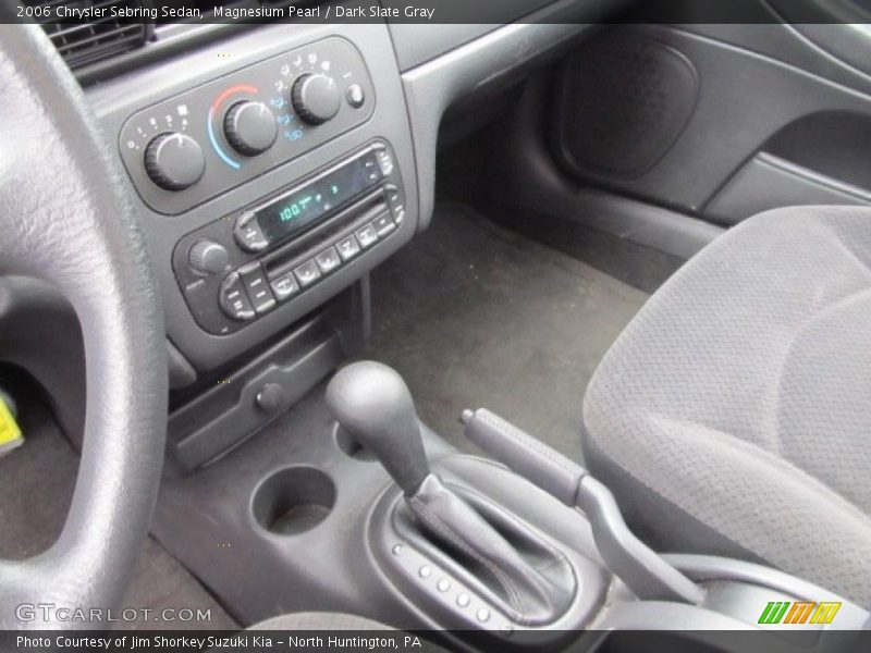 Magnesium Pearl / Dark Slate Gray 2006 Chrysler Sebring Sedan