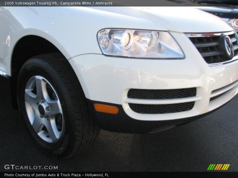 Campanella White / Anthracite 2006 Volkswagen Touareg V6