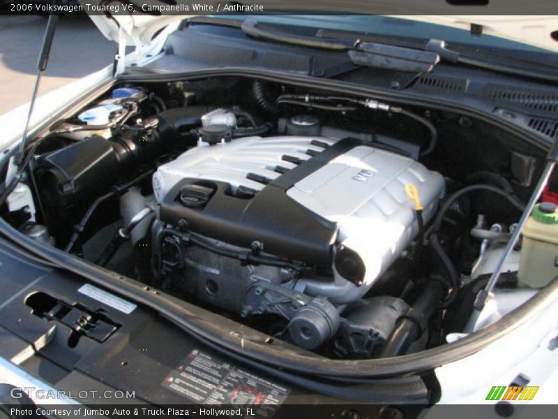 Campanella White / Anthracite 2006 Volkswagen Touareg V6