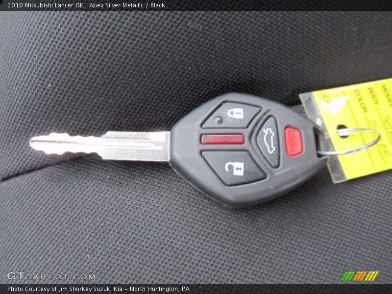 Apex Silver Metallic / Black 2010 Mitsubishi Lancer DE