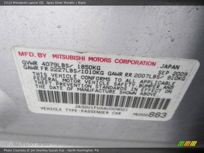 Apex Silver Metallic / Black 2010 Mitsubishi Lancer DE