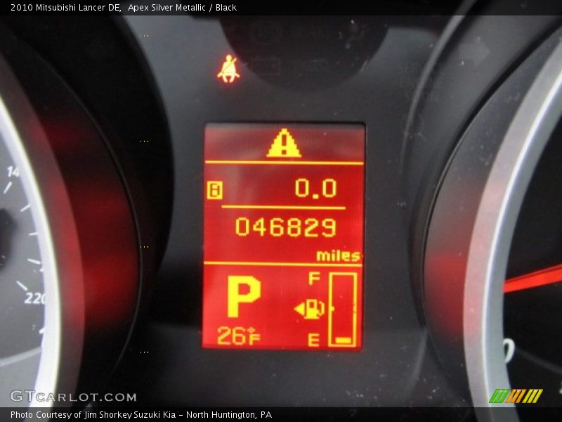 Apex Silver Metallic / Black 2010 Mitsubishi Lancer DE