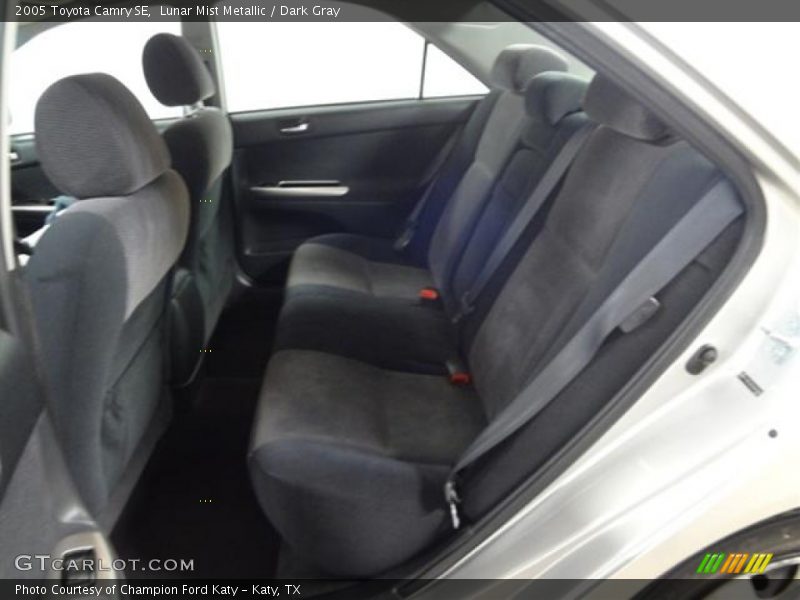 Lunar Mist Metallic / Dark Gray 2005 Toyota Camry SE