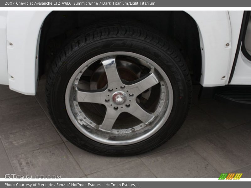 Summit White / Dark Titanium/Light Titanium 2007 Chevrolet Avalanche LTZ 4WD