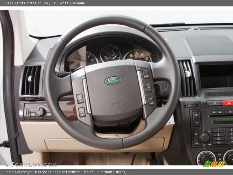 Fuji White / Almond 2011 Land Rover LR2 HSE