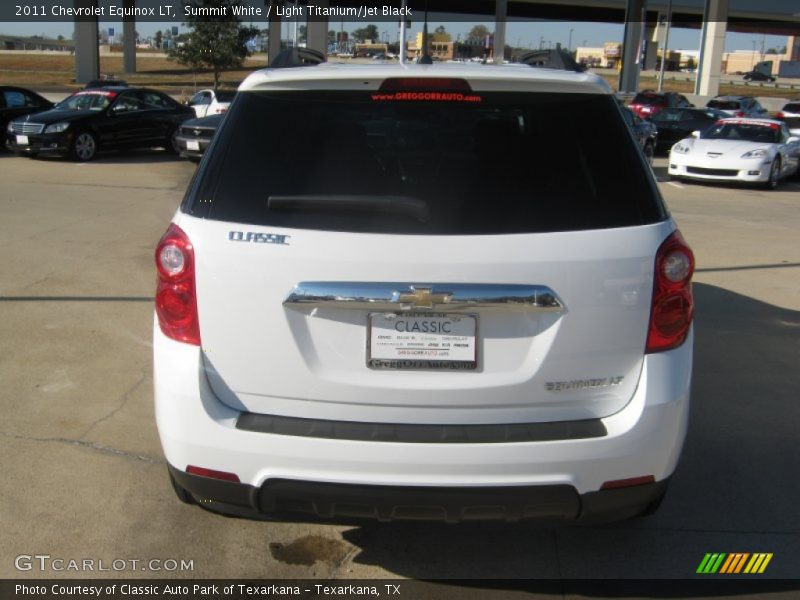 Summit White / Light Titanium/Jet Black 2011 Chevrolet Equinox LT