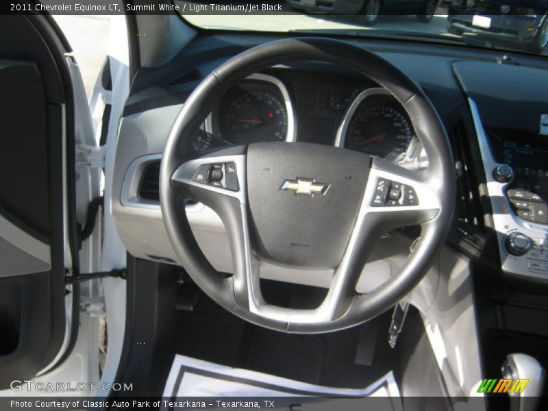 Summit White / Light Titanium/Jet Black 2011 Chevrolet Equinox LT