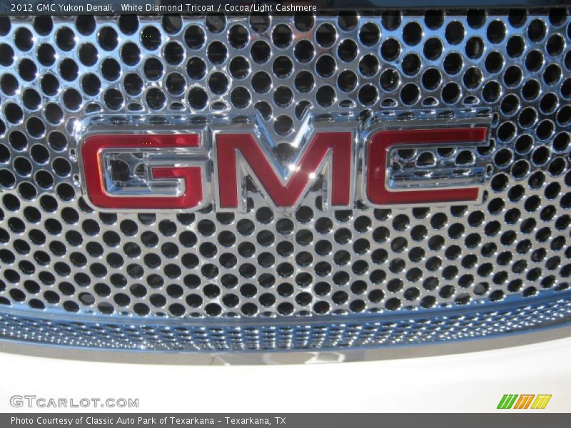  2012 Yukon Denali Logo