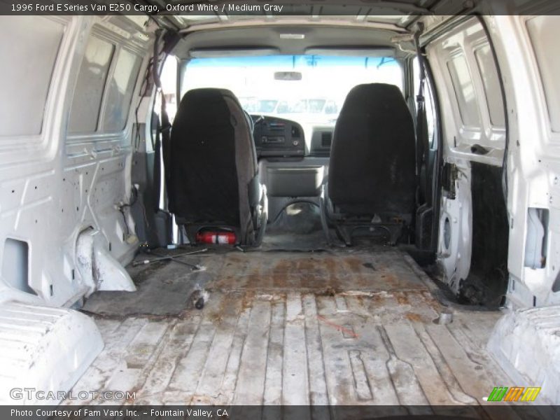 Oxford White / Medium Gray 1996 Ford E Series Van E250 Cargo