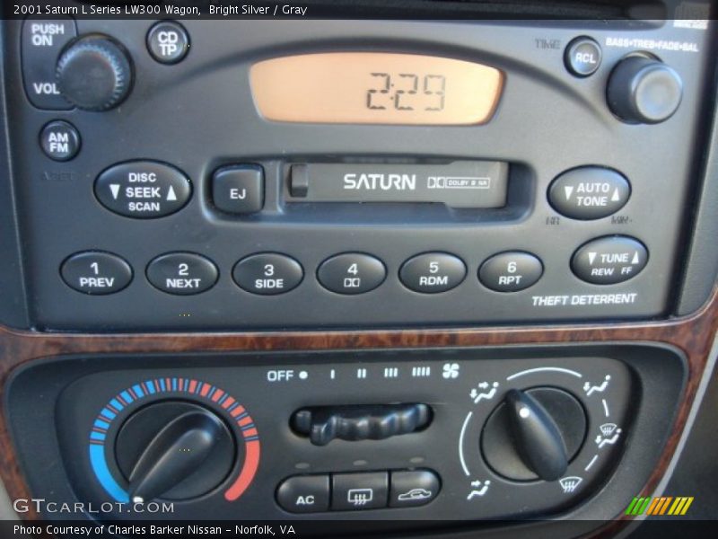 Bright Silver / Gray 2001 Saturn L Series LW300 Wagon