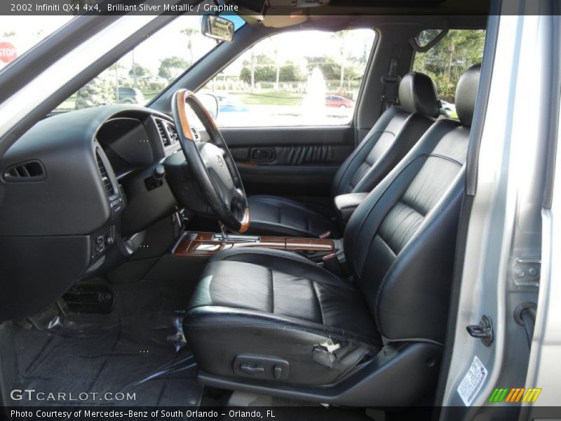 Brilliant Silver Metallic / Graphite 2002 Infiniti QX4 4x4