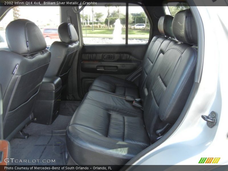 Brilliant Silver Metallic / Graphite 2002 Infiniti QX4 4x4