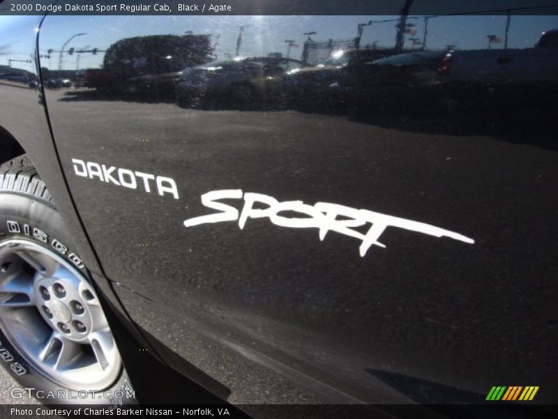  2000 Dakota Sport Regular Cab Logo