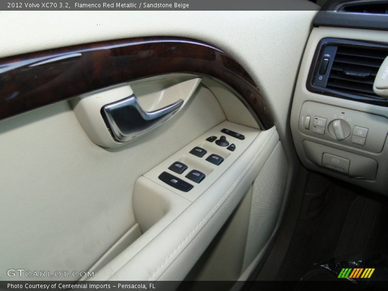 Flamenco Red Metallic / Sandstone Beige 2012 Volvo XC70 3.2