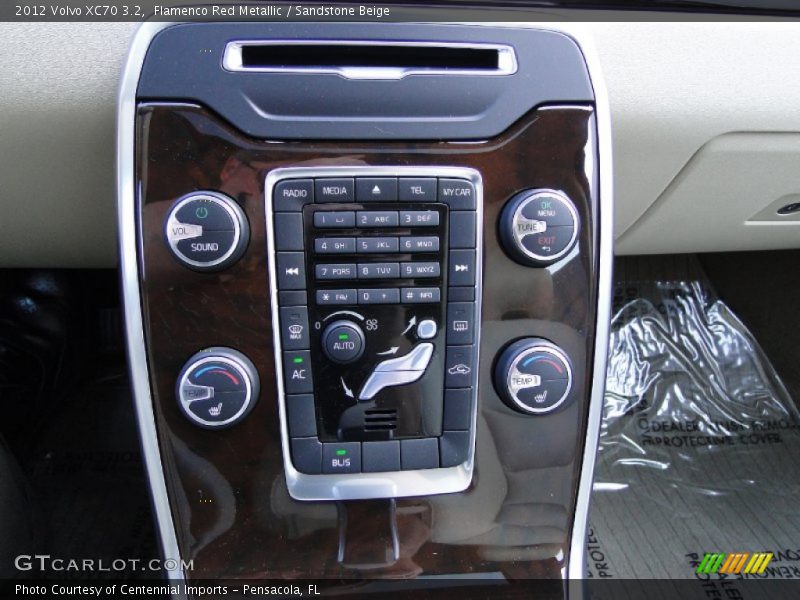 Flamenco Red Metallic / Sandstone Beige 2012 Volvo XC70 3.2
