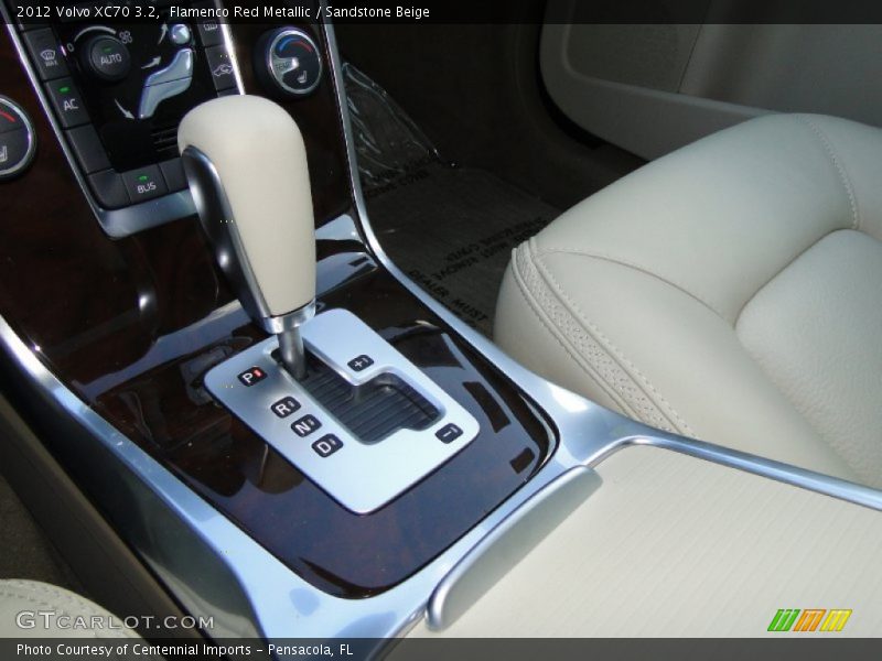 Flamenco Red Metallic / Sandstone Beige 2012 Volvo XC70 3.2