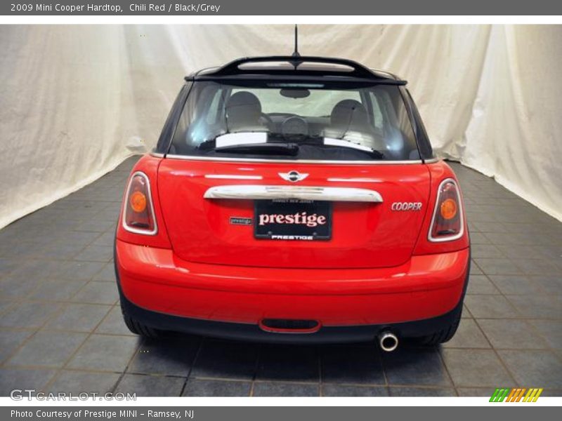 Chili Red / Black/Grey 2009 Mini Cooper Hardtop