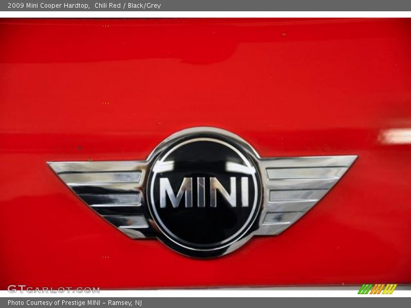 Chili Red / Black/Grey 2009 Mini Cooper Hardtop