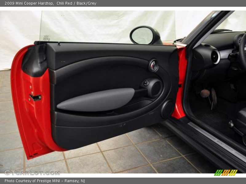 Chili Red / Black/Grey 2009 Mini Cooper Hardtop