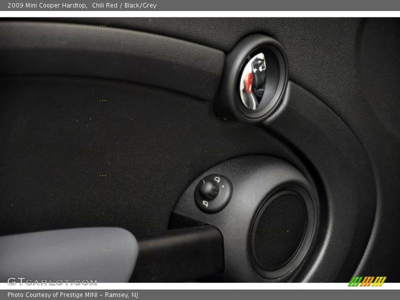 Chili Red / Black/Grey 2009 Mini Cooper Hardtop
