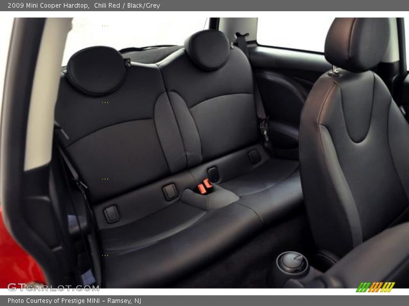 Chili Red / Black/Grey 2009 Mini Cooper Hardtop