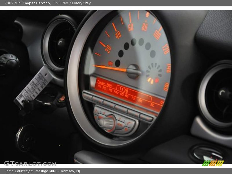 Chili Red / Black/Grey 2009 Mini Cooper Hardtop