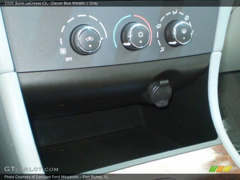 Glacier Blue Metallic / Gray 2005 Buick LaCrosse CX
