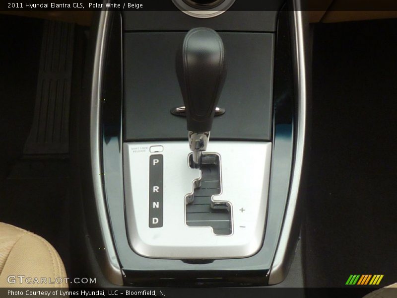 Polar White / Beige 2011 Hyundai Elantra GLS