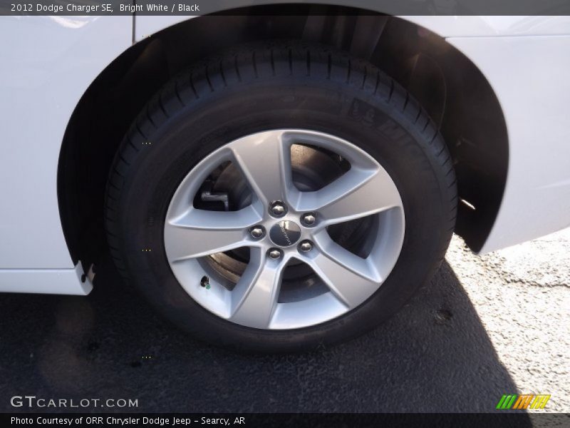 Bright White / Black 2012 Dodge Charger SE